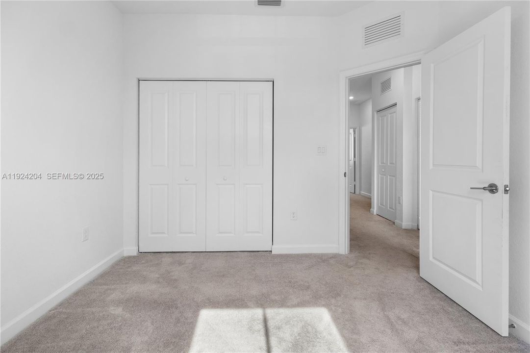 En Venta: $389,990 (3 camas, 2 baños, 1612 Pies cuadrados)