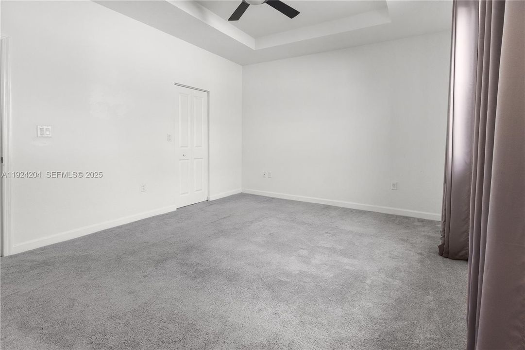 En Venta: $389,990 (3 camas, 2 baños, 1612 Pies cuadrados)