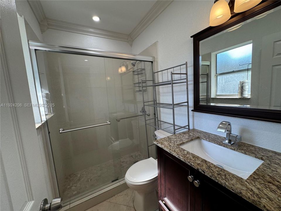 На продажу: $525,000 (3 спален, 2 ванн, 1234 Квадратных фут)