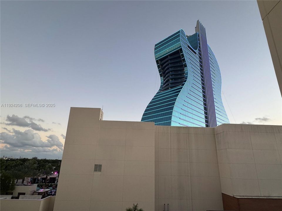 На продажу: $525,000 (3 спален, 2 ванн, 1234 Квадратных фут)