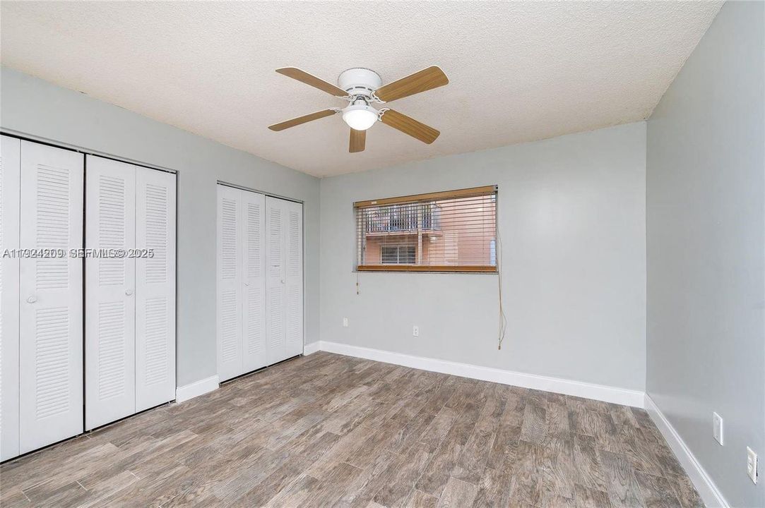 For Rent: $2,300 (2 beds, 2 baths, 900 Square Feet)