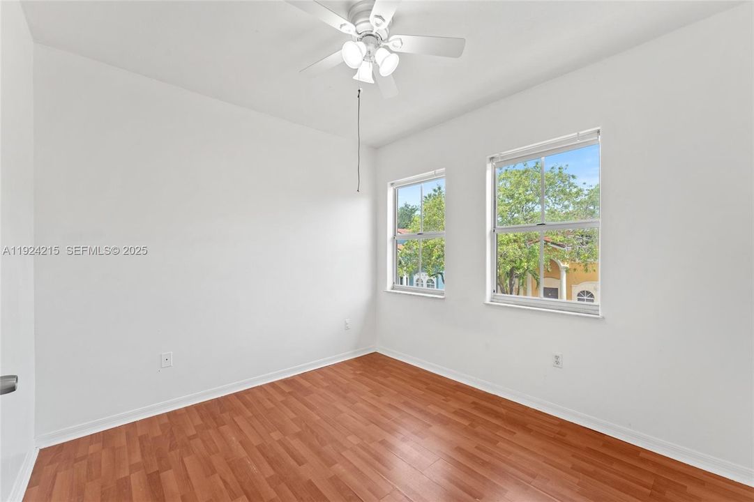 For Sale: $760,000 (3 beds, 2 baths, 1760 Square Feet)