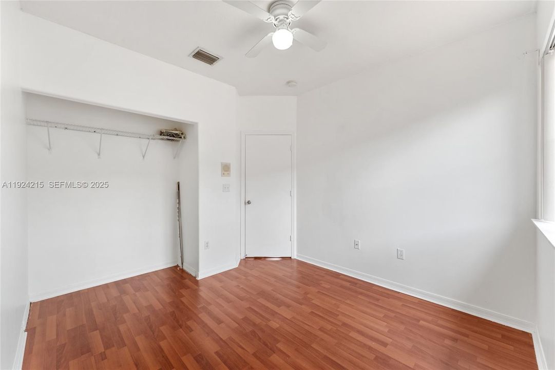 For Sale: $760,000 (3 beds, 2 baths, 1760 Square Feet)