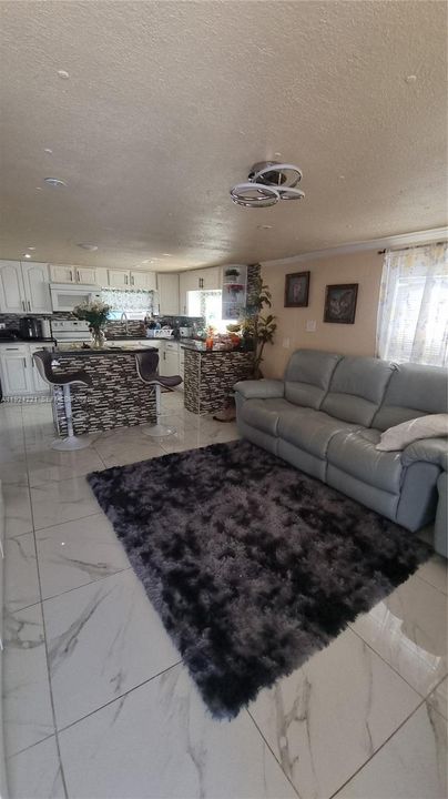 For Sale: $250,000 (3 beds, 2 baths, 5290 Square Feet)