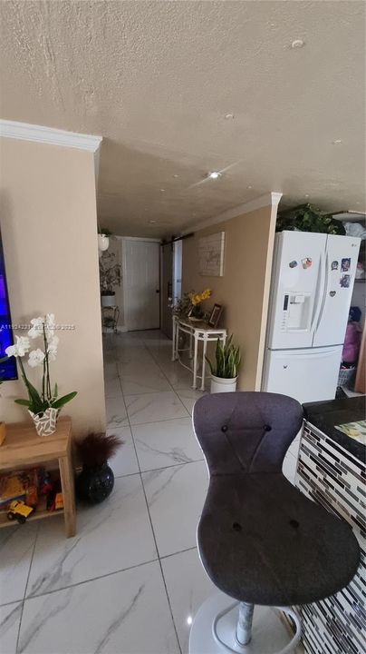 For Sale: $250,000 (3 beds, 2 baths, 5290 Square Feet)