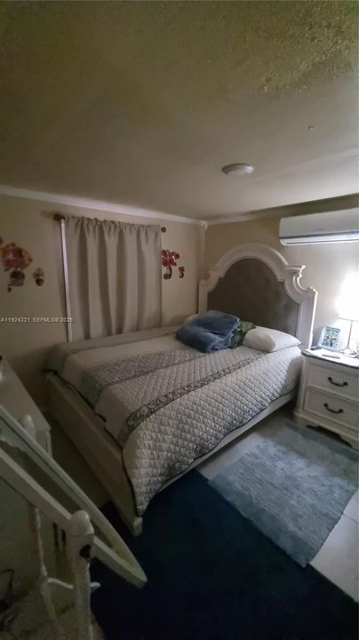 For Sale: $250,000 (3 beds, 2 baths, 5290 Square Feet)