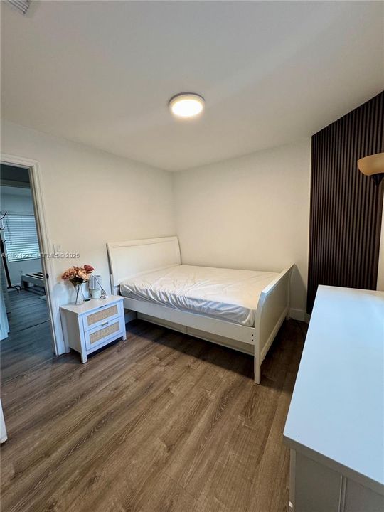 For Rent: $3,900 (4 beds, 2 baths, 1510 Square Feet)