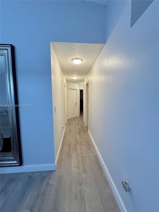 For Rent: $3,900 (4 beds, 2 baths, 1510 Square Feet)