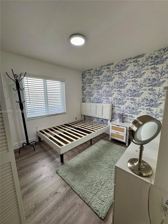 For Rent: $3,900 (4 beds, 2 baths, 1510 Square Feet)