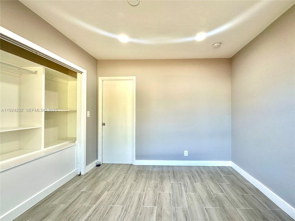 For Rent: $3,700 (3 beds, 2 baths, 1628 Square Feet)