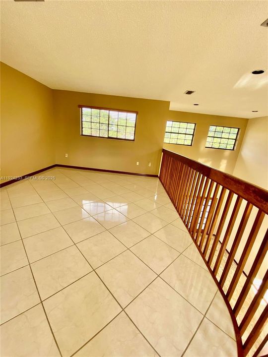 На продажу: $830,000 (3 спален, 2 ванн, 2669 Квадратных фут)