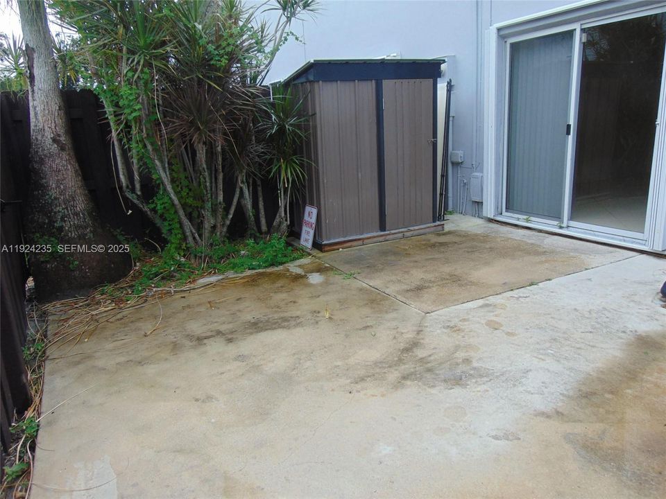 For Rent: $2,700 (3 beds, 2 baths, 1630 Square Feet)