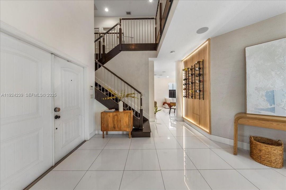 For Sale: $1,135,000 (5 beds, 4 baths, 3010 Square Feet)