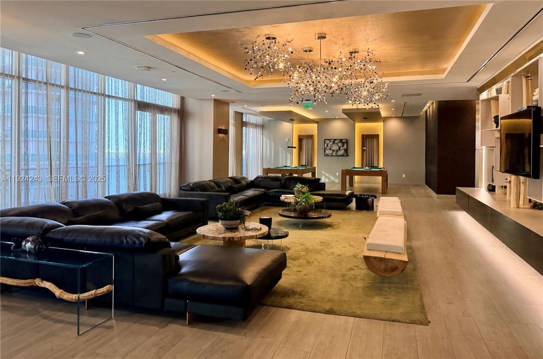 В аренду: $7,100 (3 спален, 3 ванн, 1592 Квадратных фут)