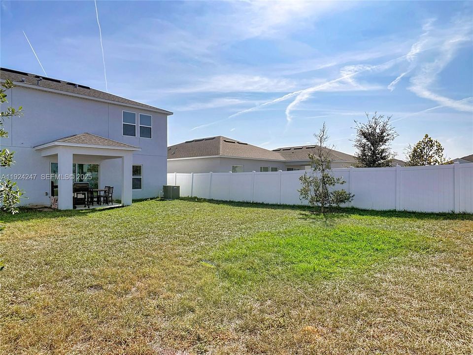 待售: $410,000 (4 贝兹, 2 浴室, 0 平方英尺)