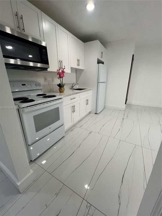 En Venta: $575,000 (2 camas, 1 baños, 1336 Pies cuadrados)