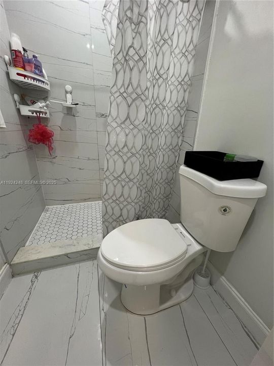 En Venta: $575,000 (2 camas, 1 baños, 1336 Pies cuadrados)