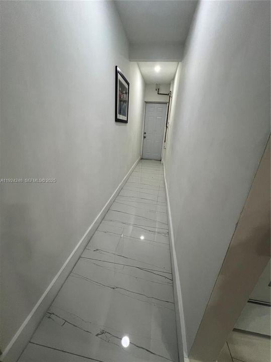 En Venta: $575,000 (2 camas, 1 baños, 1336 Pies cuadrados)