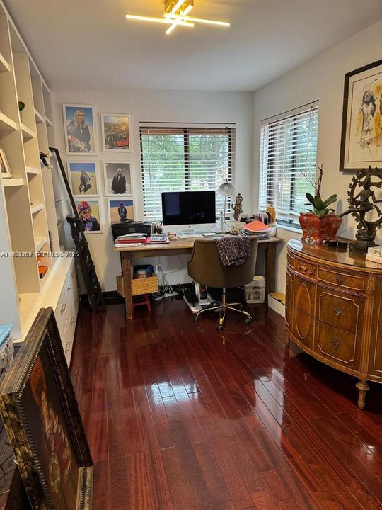 待售: $772,000 (3 贝兹, 2 浴室, 2186 平方英尺)