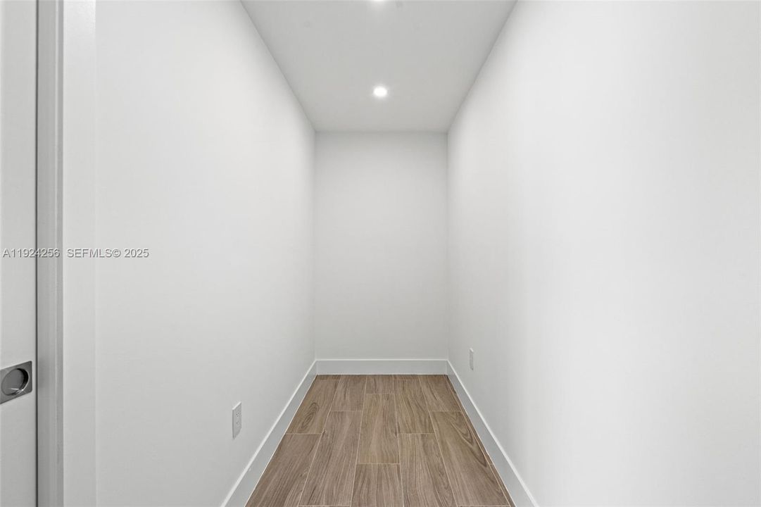 待售: $1,219,900 (3 贝兹, 3 浴室, 1703 平方英尺)