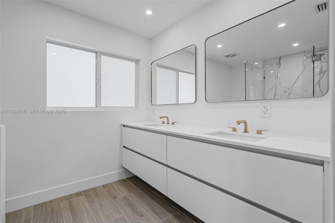 待售: $1,219,900 (3 贝兹, 3 浴室, 1703 平方英尺)