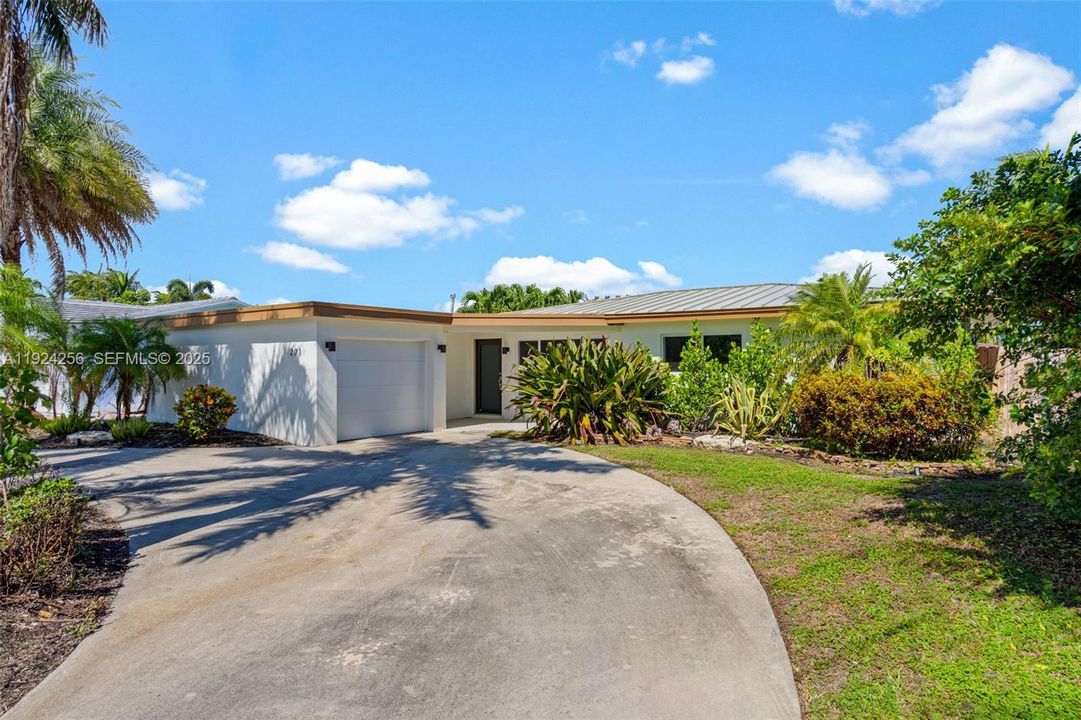 待售: $1,219,900 (3 贝兹, 3 浴室, 1703 平方英尺)