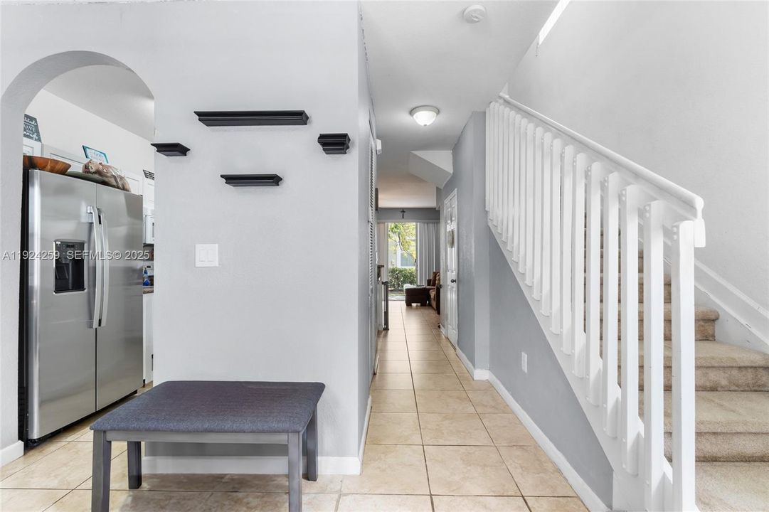 出租: $2,000 (2 贝兹, 2 浴室, 1290 平方英尺)