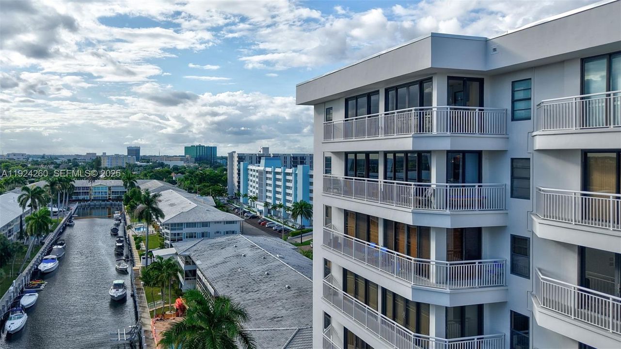 待售: $879,000 (2 贝兹, 2 浴室, 1567 平方英尺)