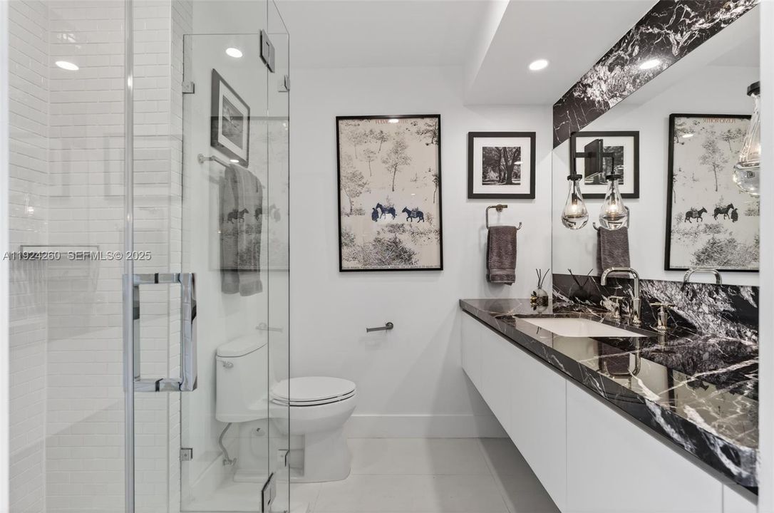 待售: $879,000 (2 贝兹, 2 浴室, 1567 平方英尺)