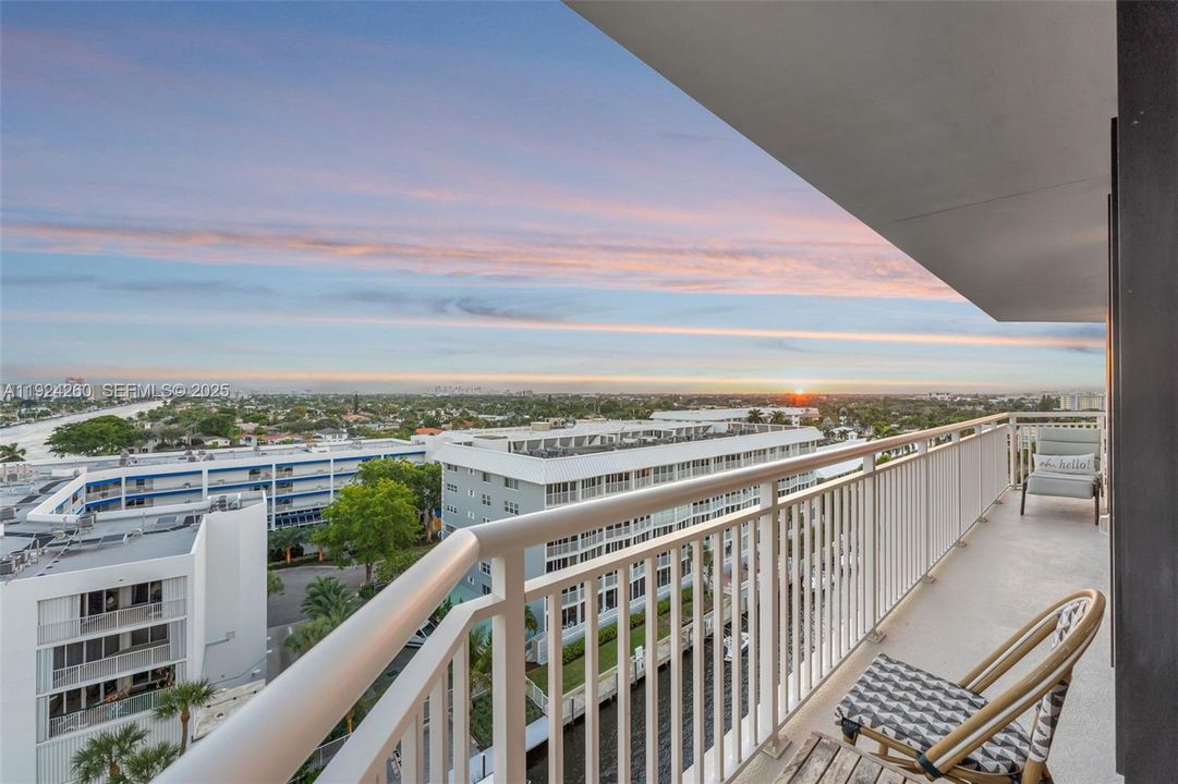 待售: $879,000 (2 贝兹, 2 浴室, 1567 平方英尺)