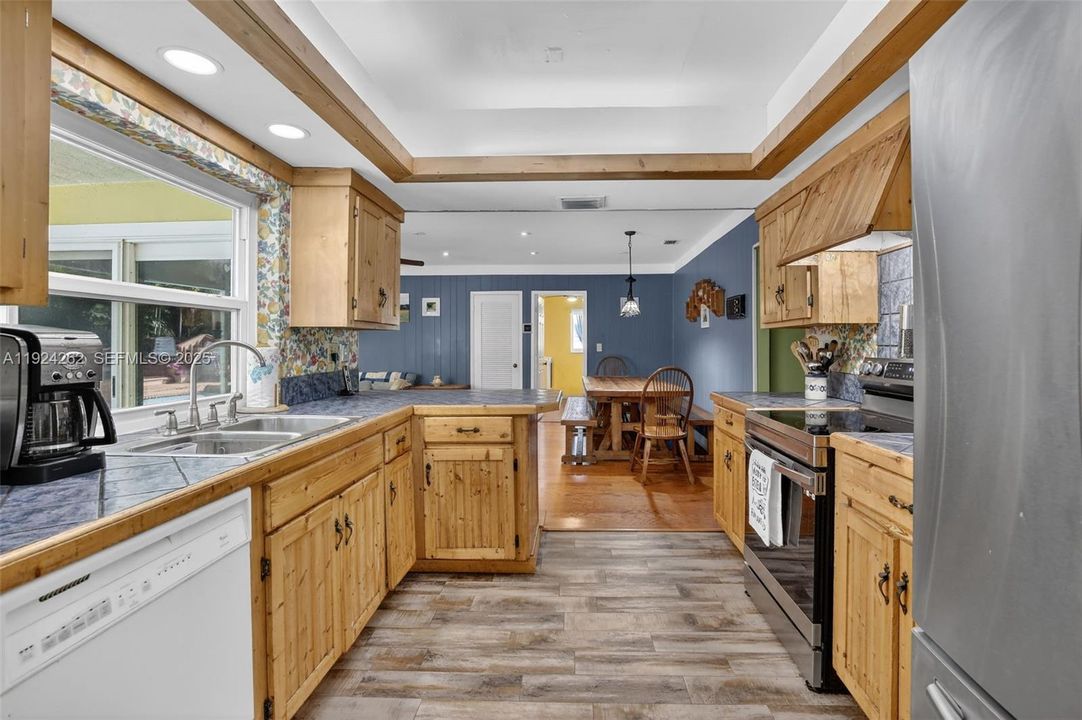 For Sale: $859,000 (4 beds, 2 baths, 2226 Square Feet)