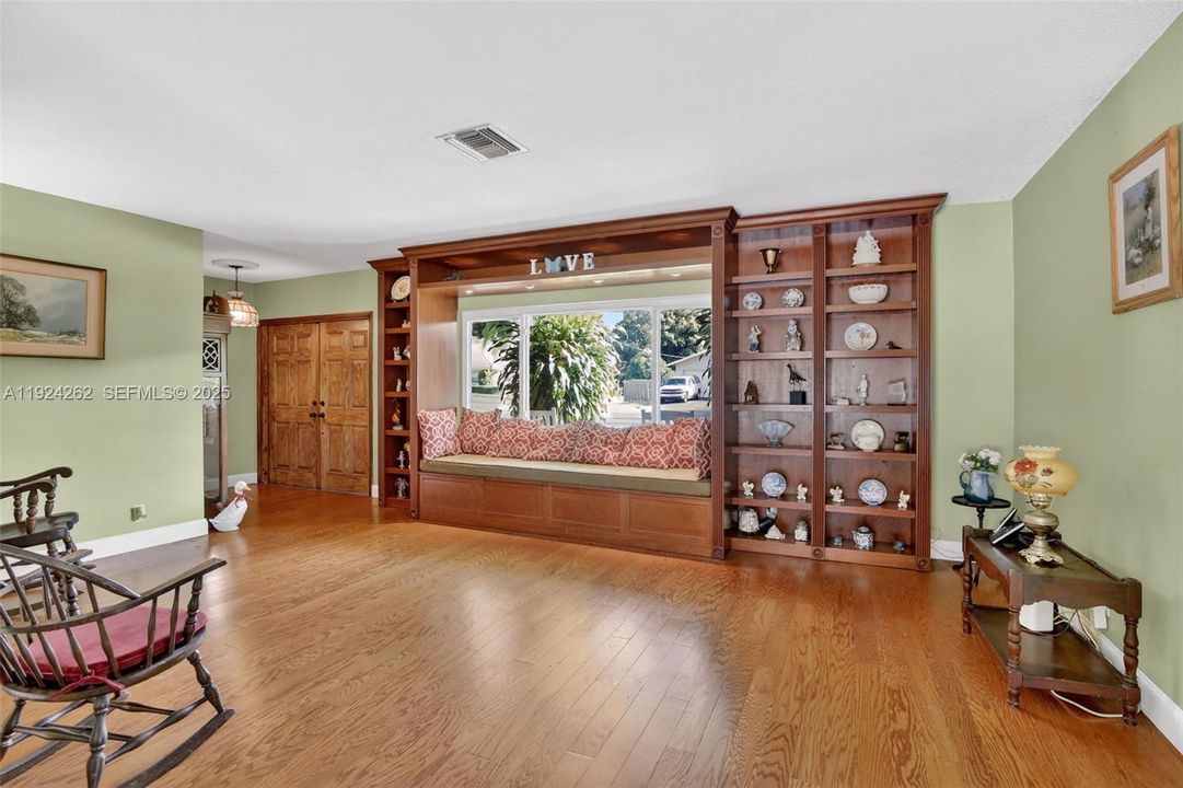 For Sale: $859,000 (4 beds, 2 baths, 2226 Square Feet)