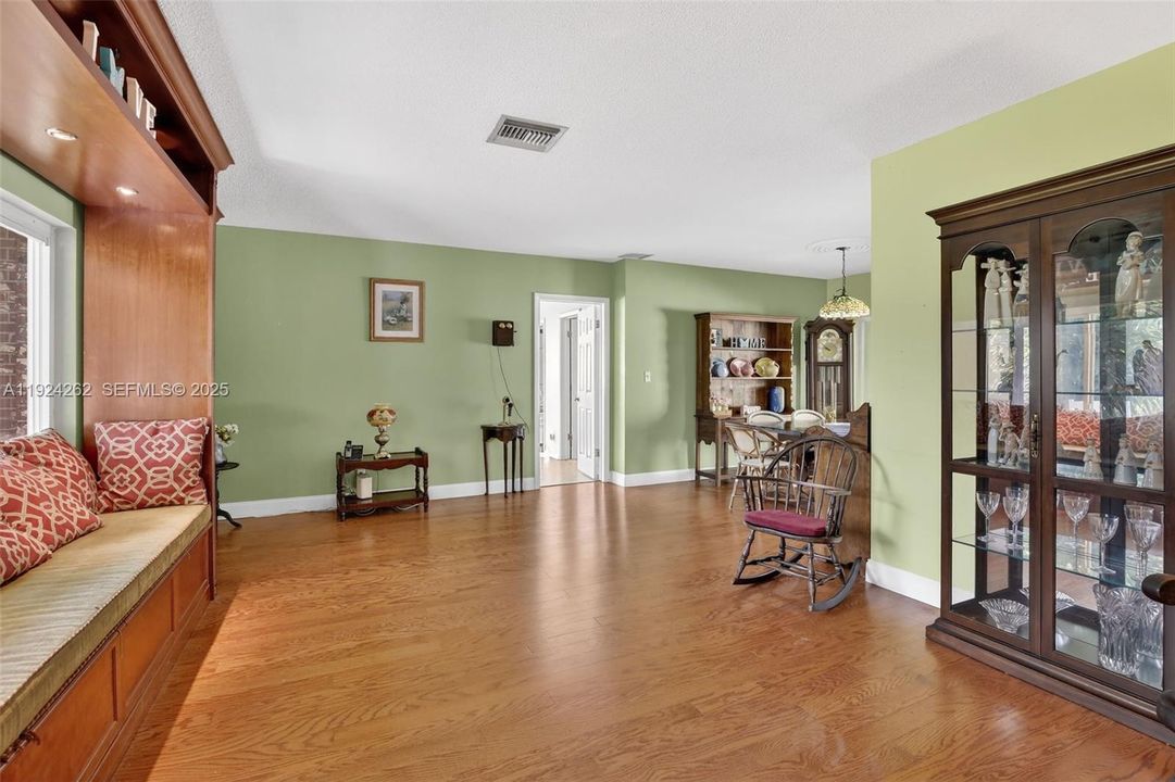 For Sale: $859,000 (4 beds, 2 baths, 2226 Square Feet)