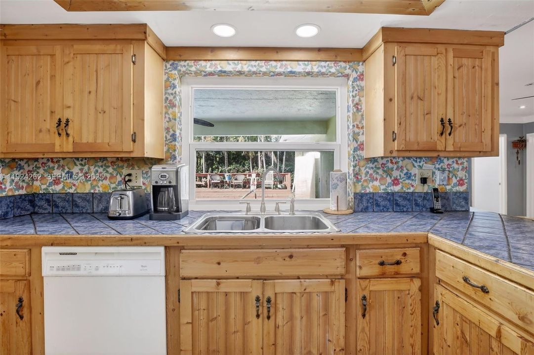 For Sale: $859,000 (4 beds, 2 baths, 2226 Square Feet)