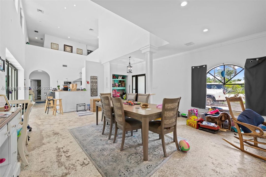 For Sale: $1,625,496 (6 beds, 4 baths, 4447 Square Feet)