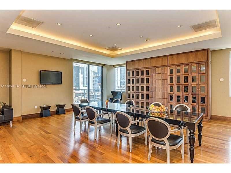 В аренду: $3,500 (2 спален, 2 ванн, 1088 Квадратных фут)