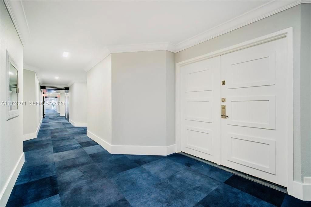 For Sale: $3,500 (1 beds, 2 baths, 1371 Square Feet)