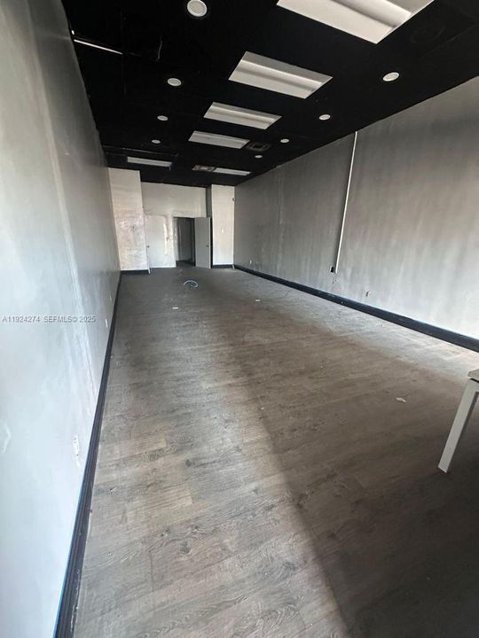 В аренду: $3,000 (0 спален, 0 ванн, 0 Квадратных фут)