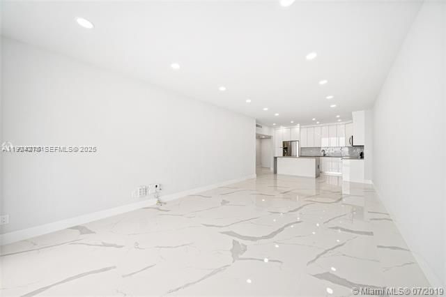 For Rent: $4,000 (2 beds, 2 baths, 1525 Square Feet)