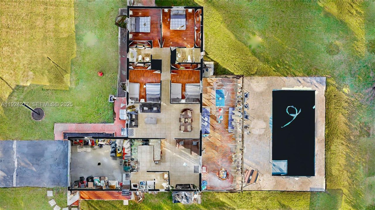 На продажу: $699,900 (4 спален, 2 ванн, 1664 Квадратных фут)