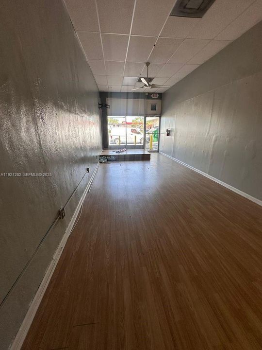 В аренду: $3,000 (0 спален, 0 ванн, 0 Квадратных фут)