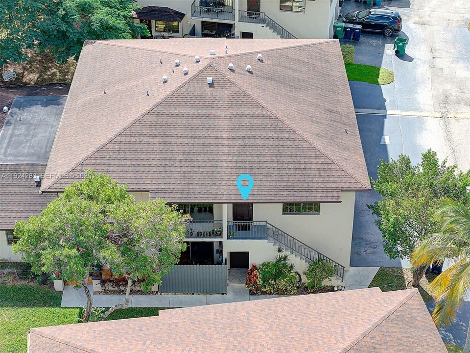 For Sale: $390,000 (2 beds, 2 baths, 1057 Square Feet)