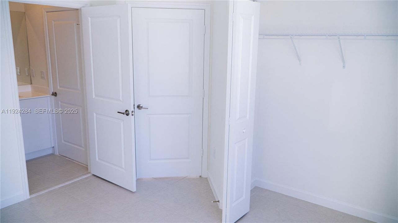 For Rent: $2,650 (3 beds, 3 baths, 0 Square Feet)