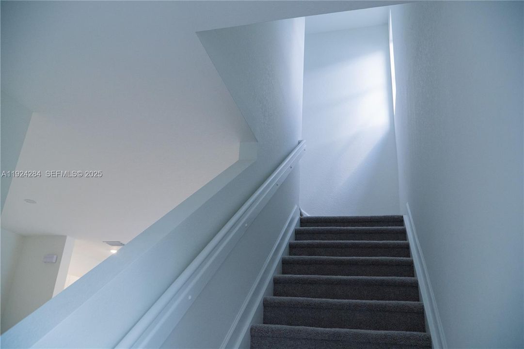 For Rent: $2,650 (3 beds, 3 baths, 0 Square Feet)