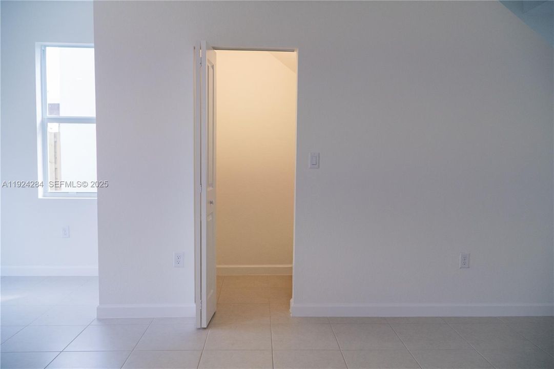 For Rent: $2,650 (3 beds, 3 baths, 0 Square Feet)