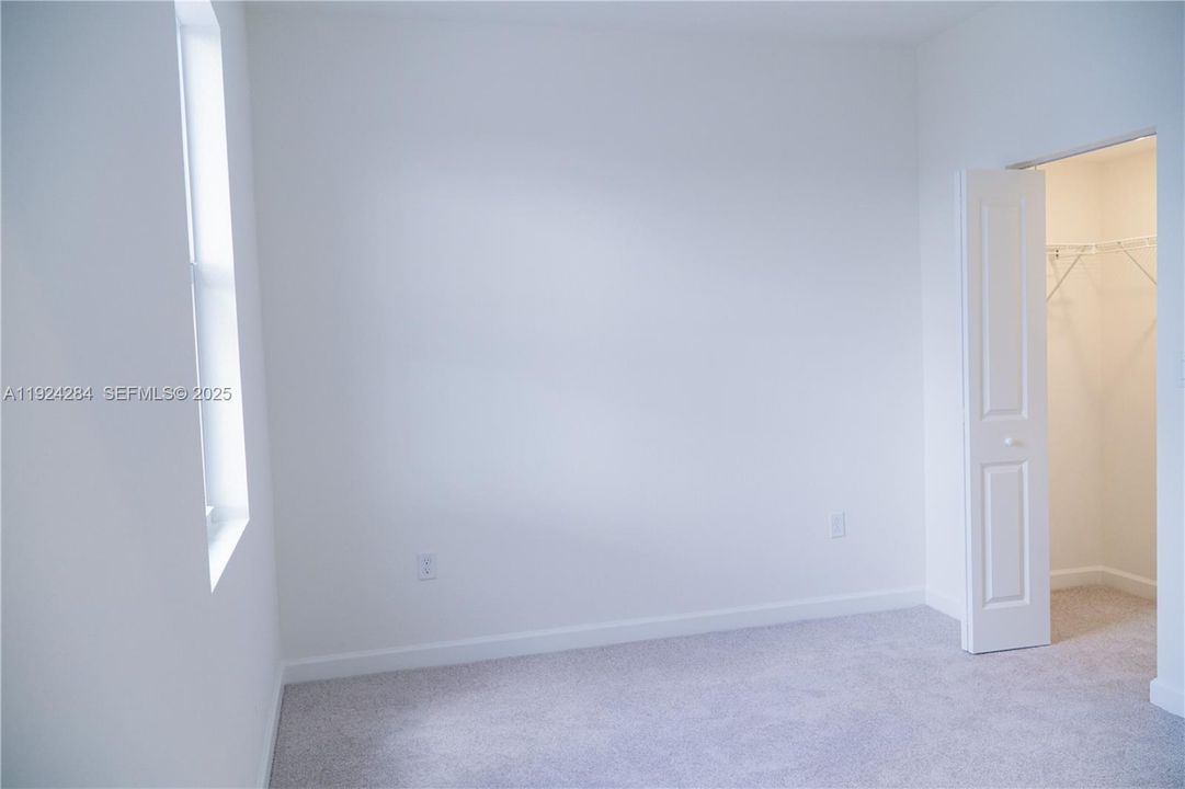 For Rent: $2,650 (3 beds, 3 baths, 0 Square Feet)