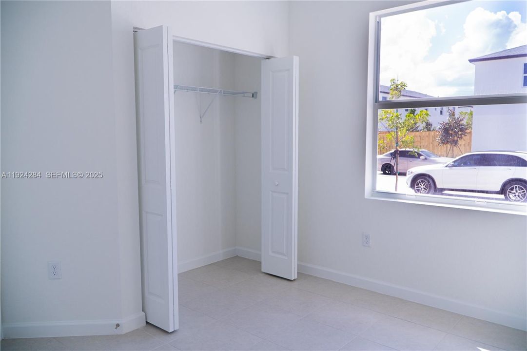 For Rent: $2,650 (3 beds, 3 baths, 0 Square Feet)