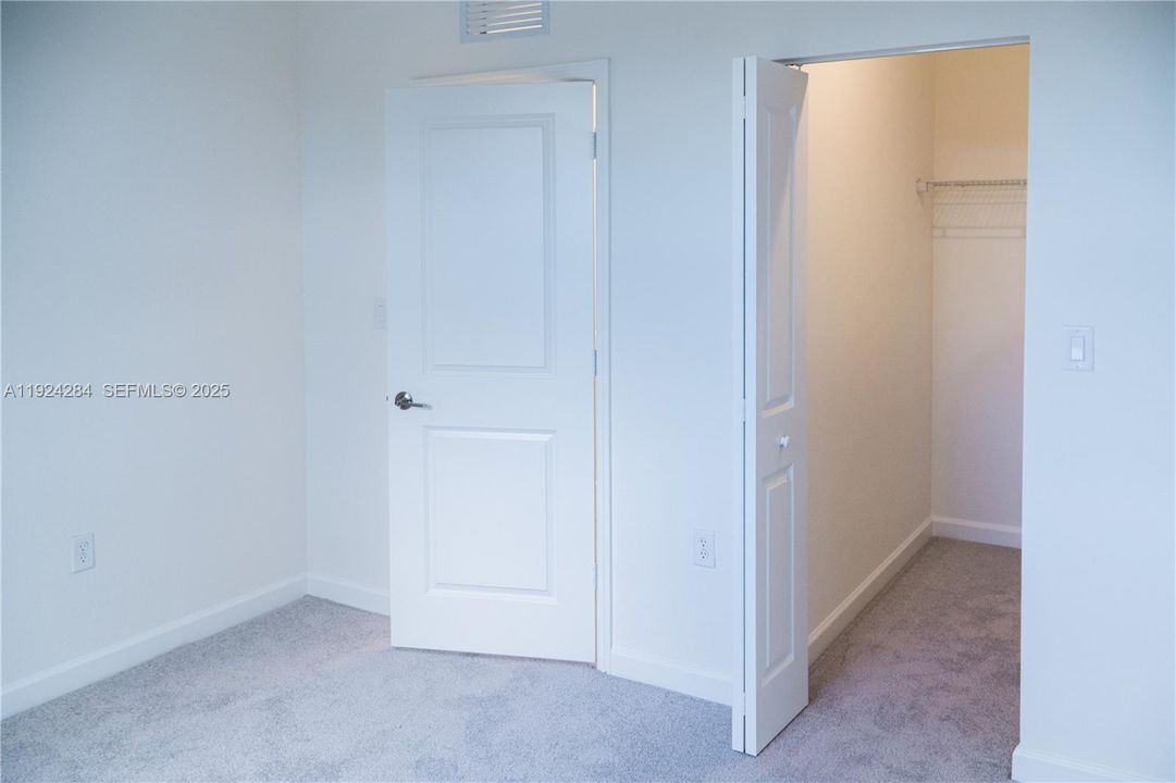 For Rent: $2,650 (3 beds, 3 baths, 0 Square Feet)