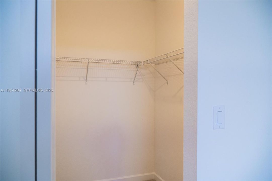 For Rent: $2,650 (3 beds, 3 baths, 0 Square Feet)