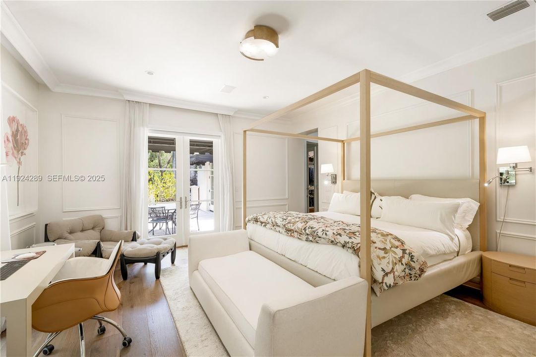 For Sale: $7,500,000 (5 beds, 4 baths, 4494 Square Feet)